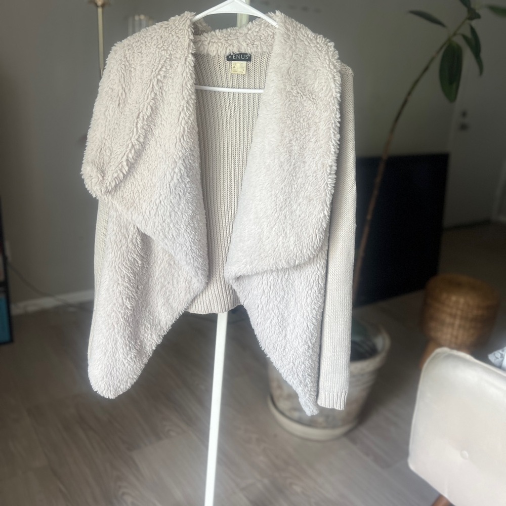 VENUS Cream Textured Knit Cardigan